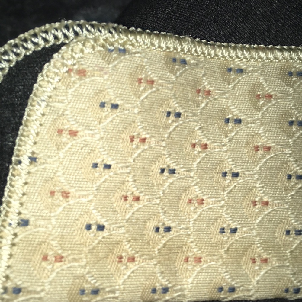 Glasses case - Picture 2 of 3